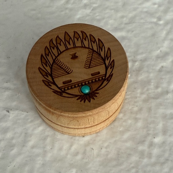 Navajo Oval Concho Earrings - Picture 8 of 8